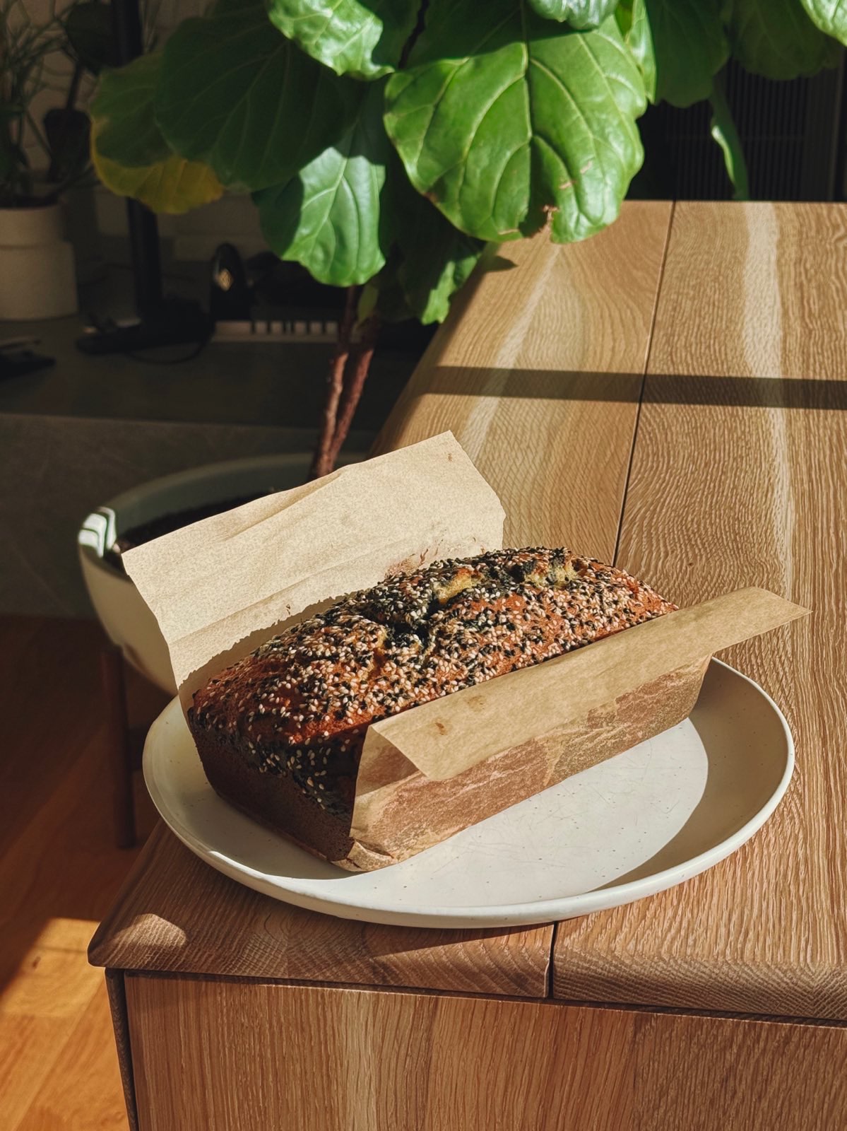 white and black sesame pound cake